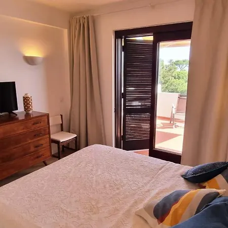 At A Sea View Top-floor Apt, 500 M From The Beach! Appartement Albufeira